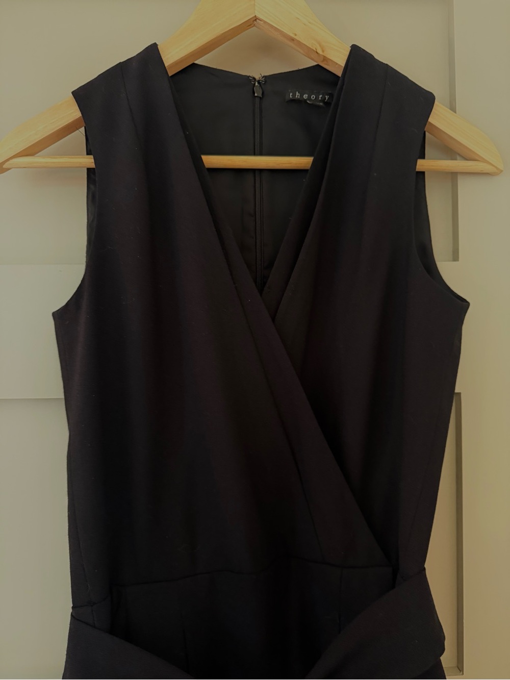 Theory Black Wool Surplice Jumpsuit Size 00 XS Minimalist Work Career Chic